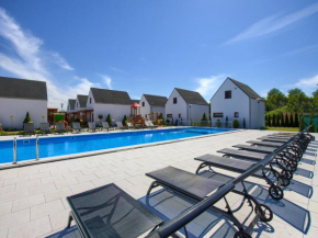 Rogowo - luxury holiday home with swimming pool, Rogowo